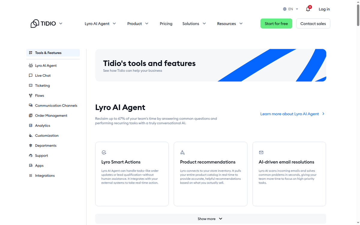 Tidio features page with chat, helpdesk, Flows and Lyro